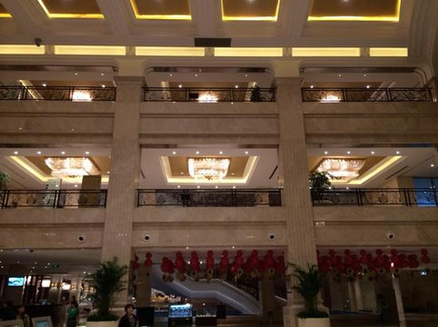 余坤开元大酒店主图