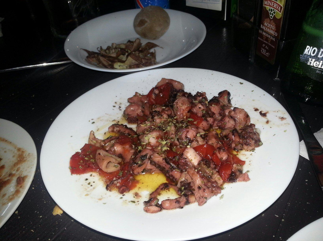 El Madronal餐馆和美食-Restaurante Roque Las Animas