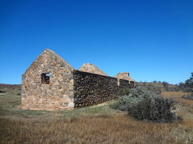 Kanyaka Ruins & Cemetery景点图片