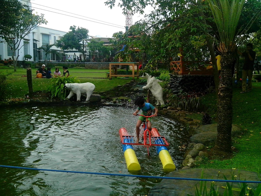 Pandiga Educreation Sport & Swimming Pool景点图片