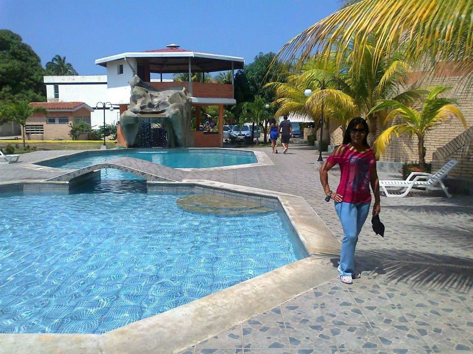 Hotel Aparto Suites Esenada主图