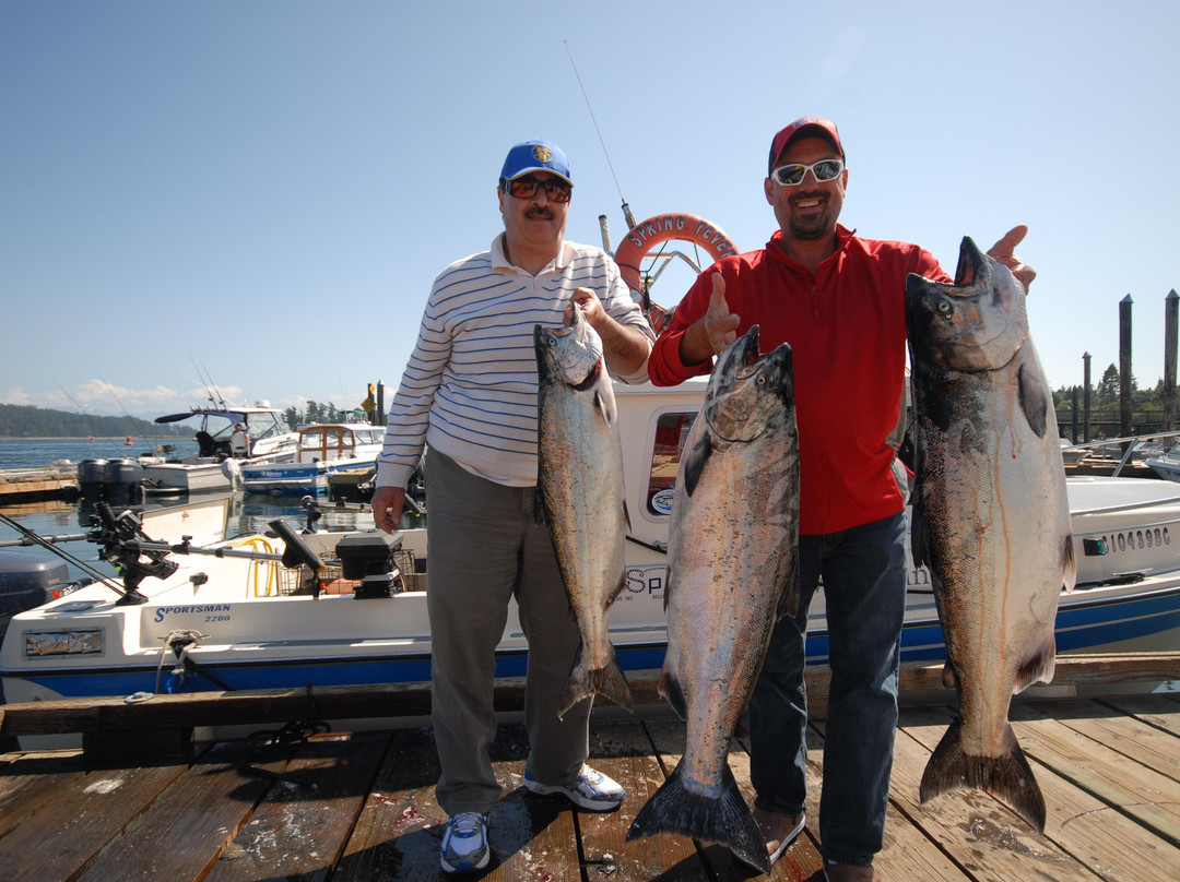 Sooke Salmon Charters景点图片