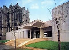 Le Quadrilatère-博韦必去景点