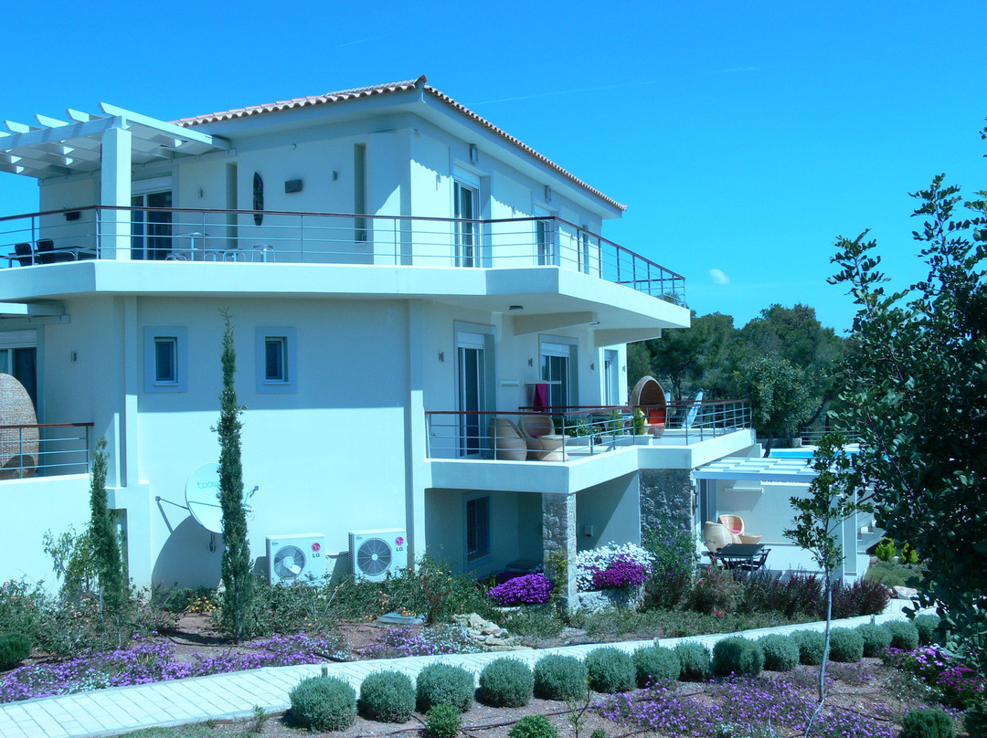 Porto Heli Villas & Studios