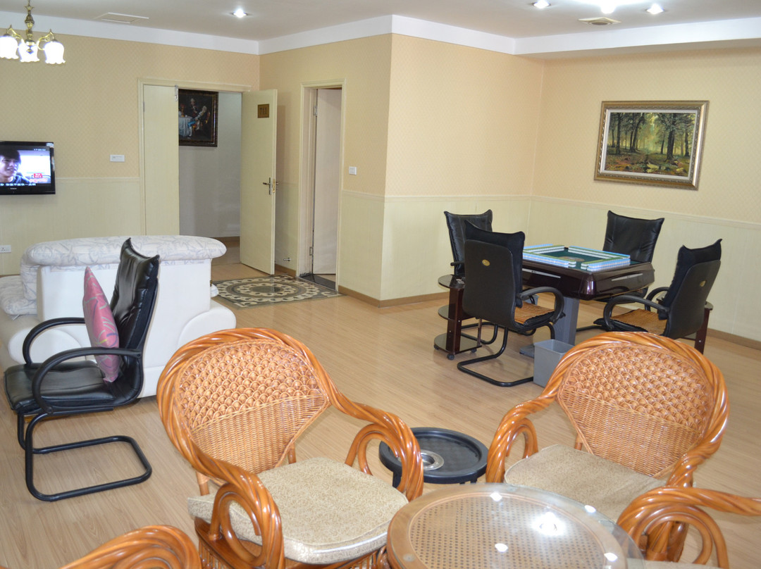 东方名人国际大酒店主图