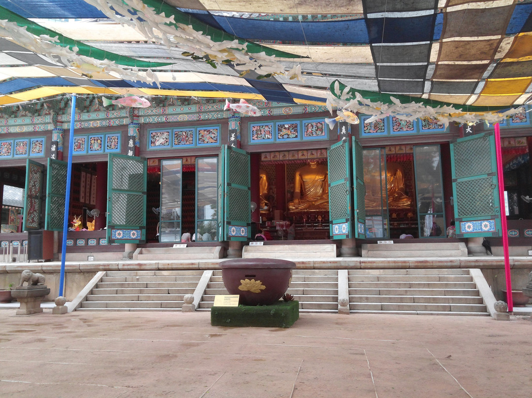 曹溪寺景点图片