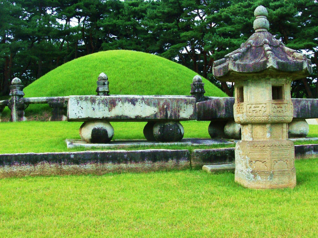 Yeongnyeongneung-骊州郡必去景点