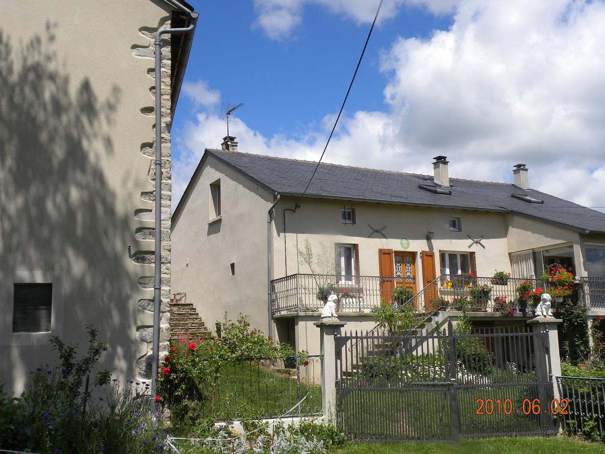 A la Maison de Marie-Jo-官方