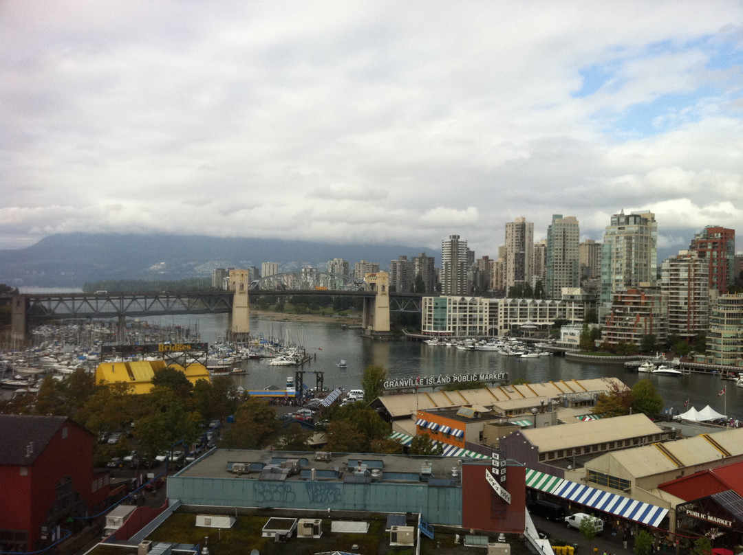 格兰佛岛-温哥华必去景点