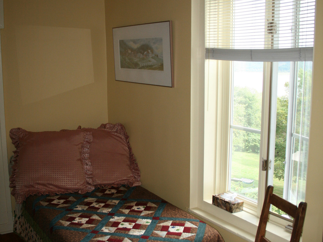 Le Petit Manoir du Sault Montmorency主图