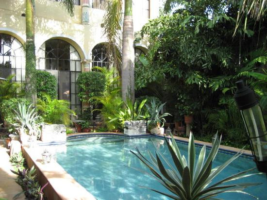 Los Arcos Bed & Breakfast