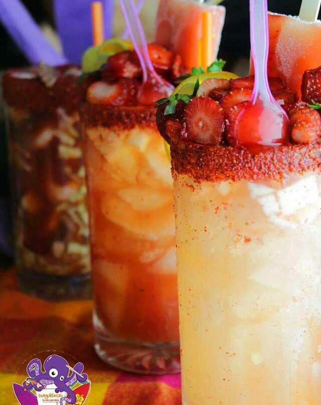 Santa Maria Tequepexpan餐馆和美食-Sayulitros