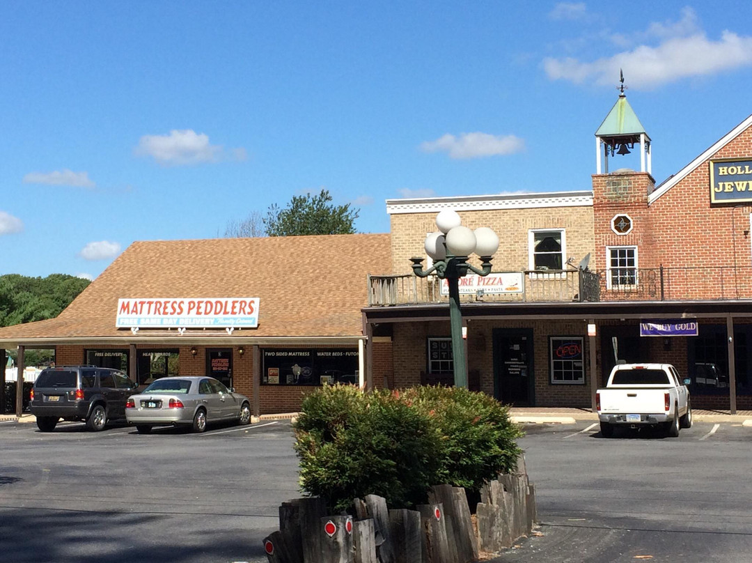 Amore Pizza & Italian Eatery