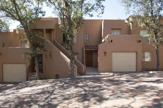 Hidden Oaks Village