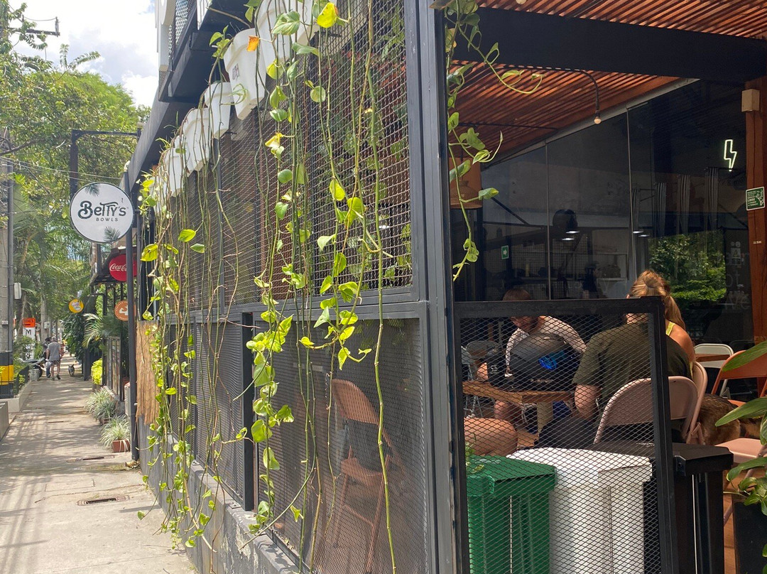 Akosombo餐馆和美食-Betty's Bowls Laureles