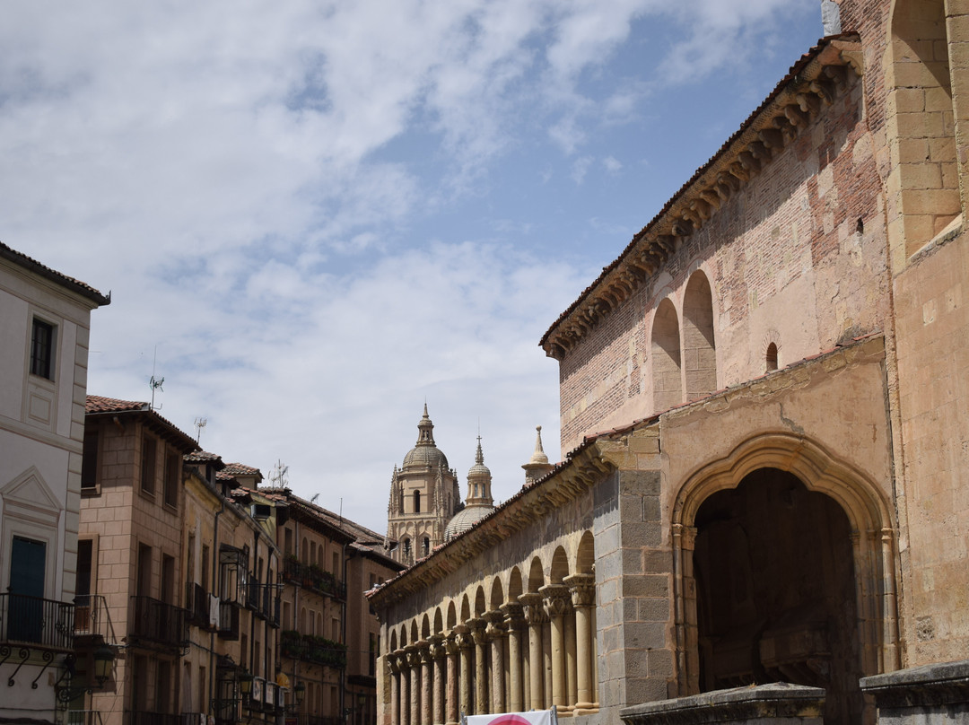 Calle Real de Segovia-塞哥维亚必去景点