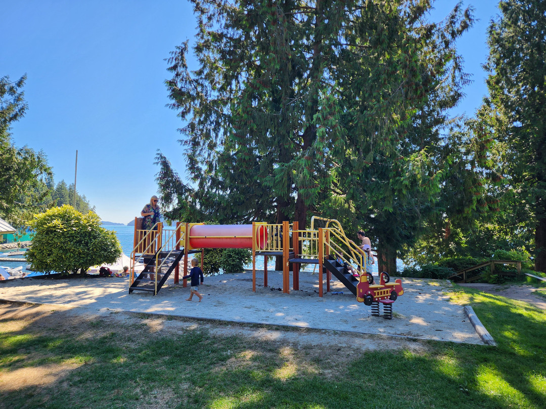 Lions Bay Beach Park-Lions Bay必去景点