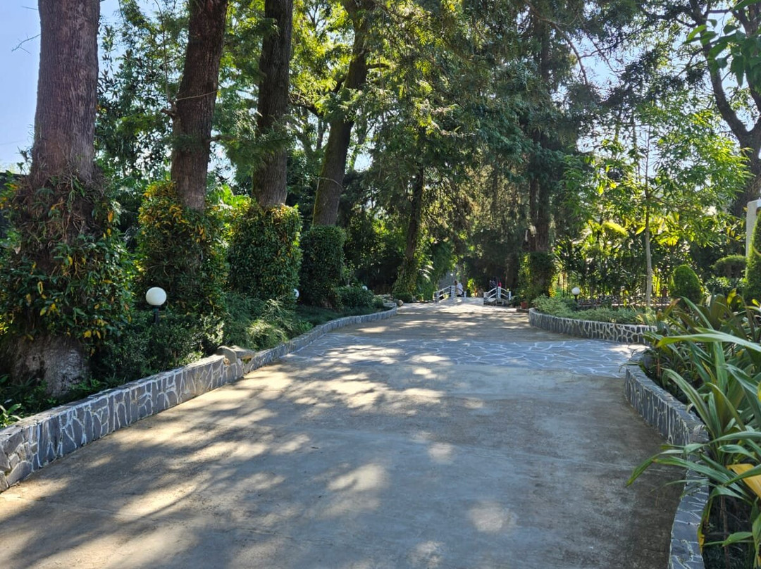 比姆塔尔乡村酒店主图