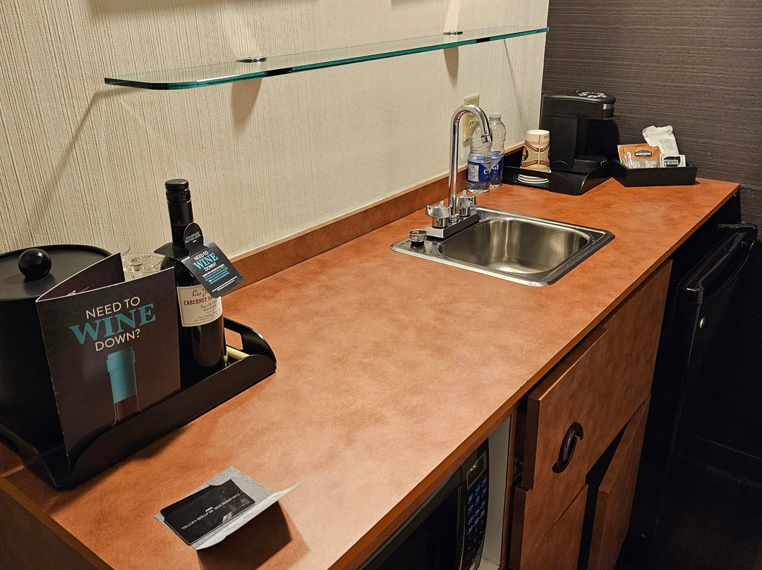 Cambridge Suites - Halifax主图