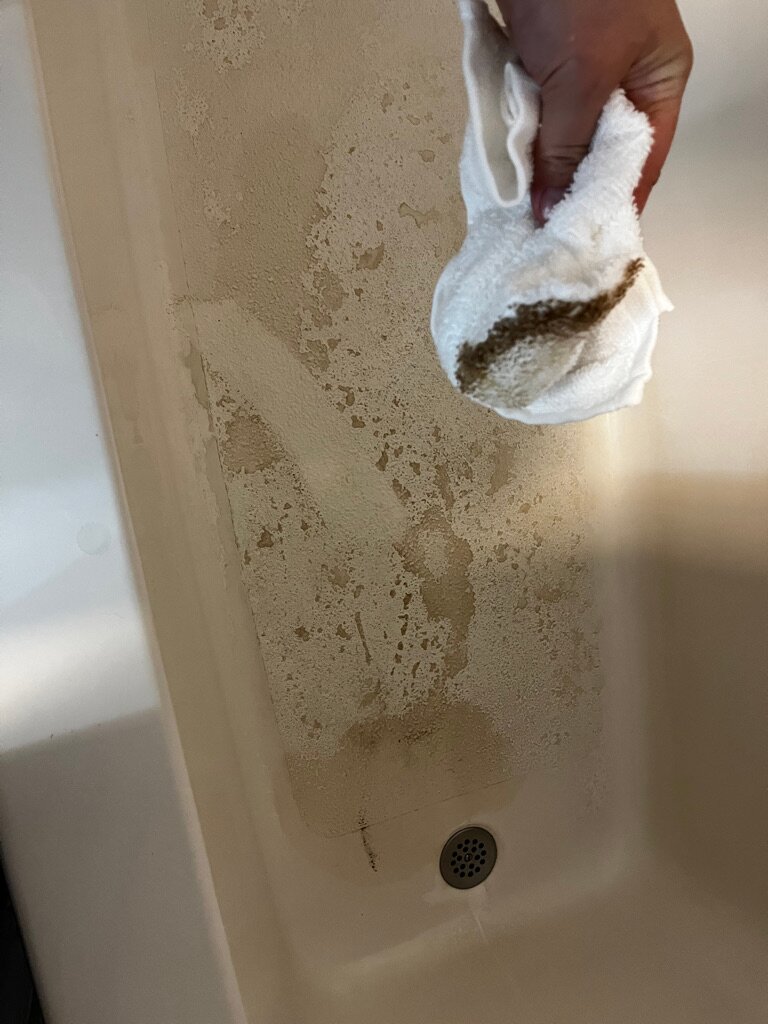 Clarion Pointe On The Lake Clarksville - South Hill West-浴室