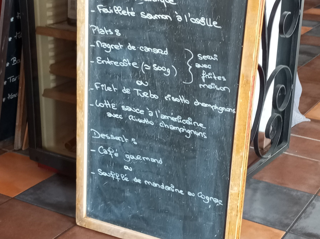 Le Mas de Gaujac Hotel-Restaurant主图