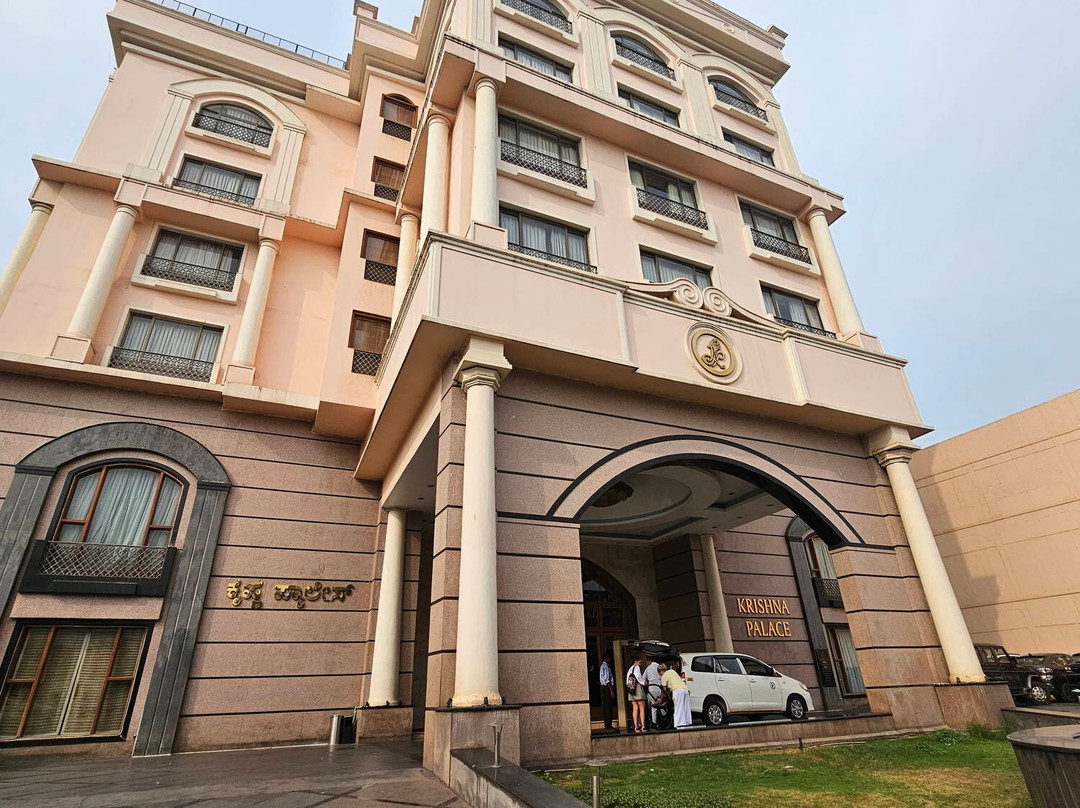 Hotel Krishna Palace主图