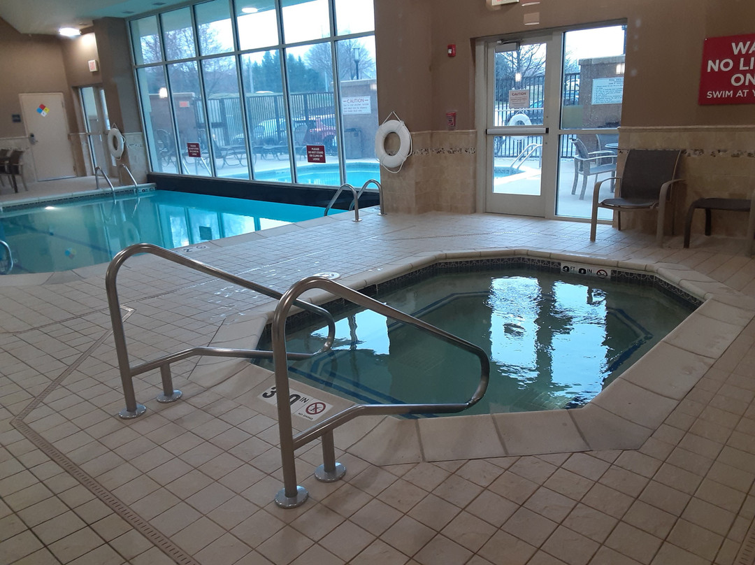 Drury Inn & Suites West Des Moines主图