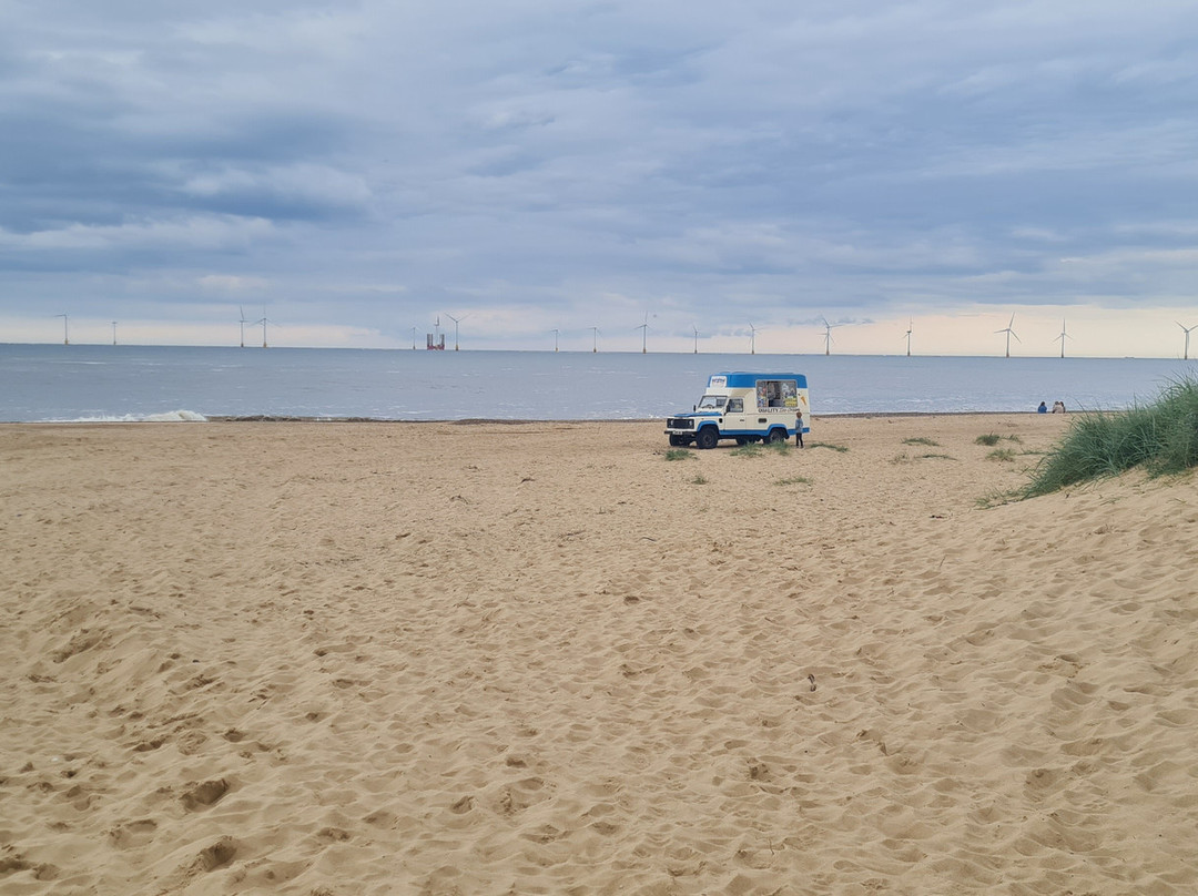 Caister-on-Sea Beach景点图片