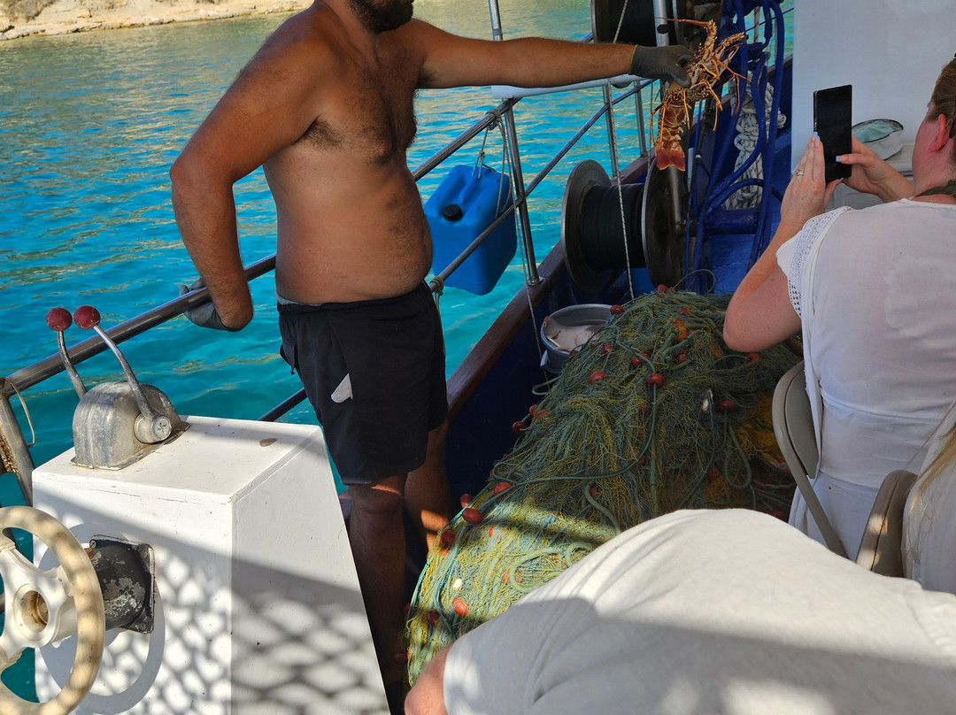 Kefalonia Fishing Trip GRECOS-Pesada必去景点