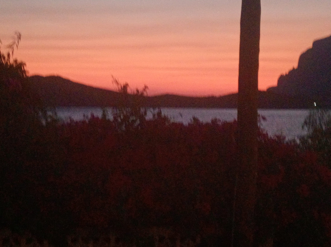 Zephyros Hotel主图