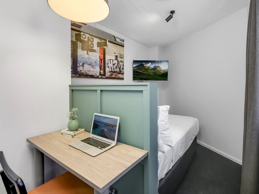 新镇城市饭店主图