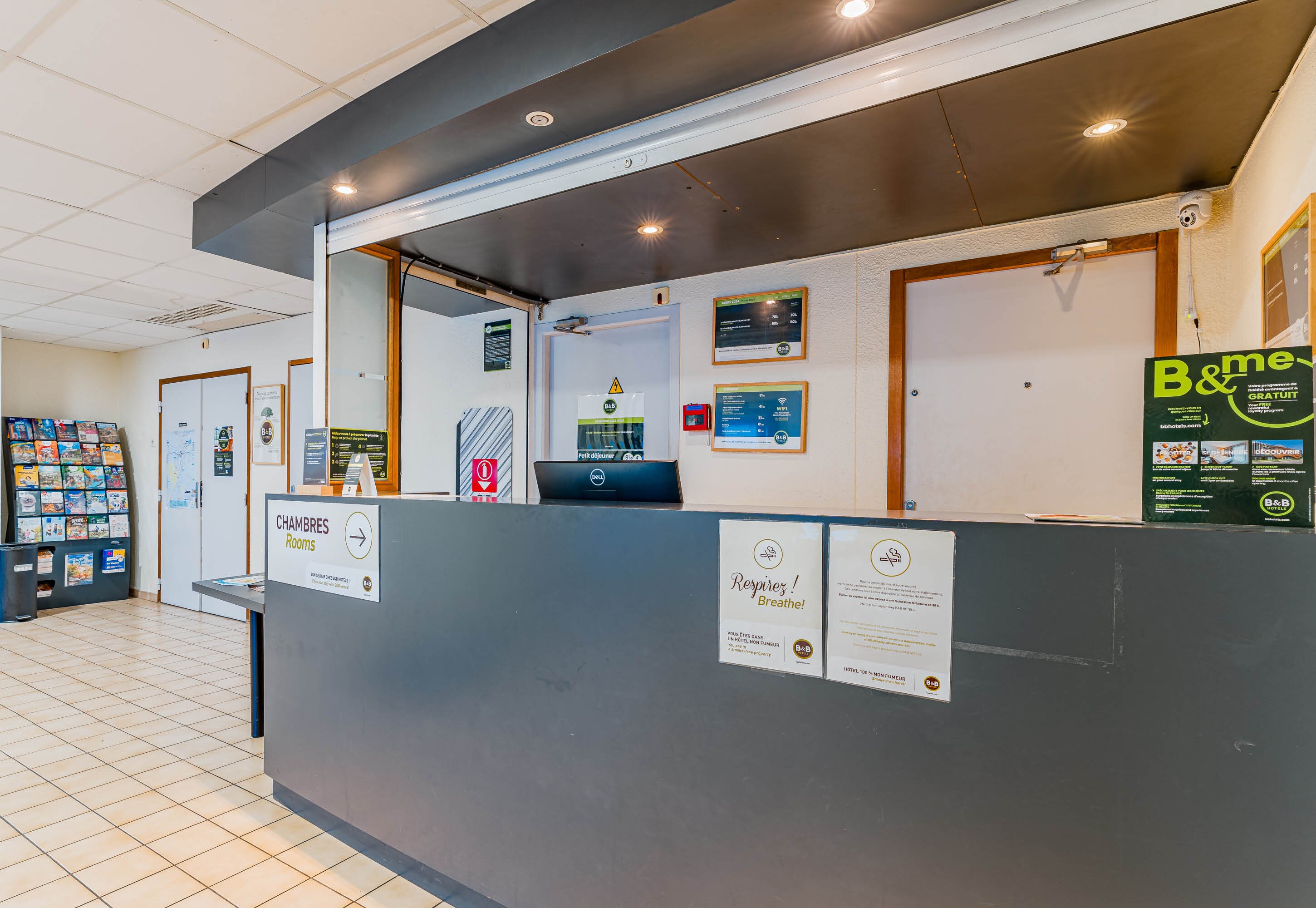 B&B HOTEL Châtellerault-浴室