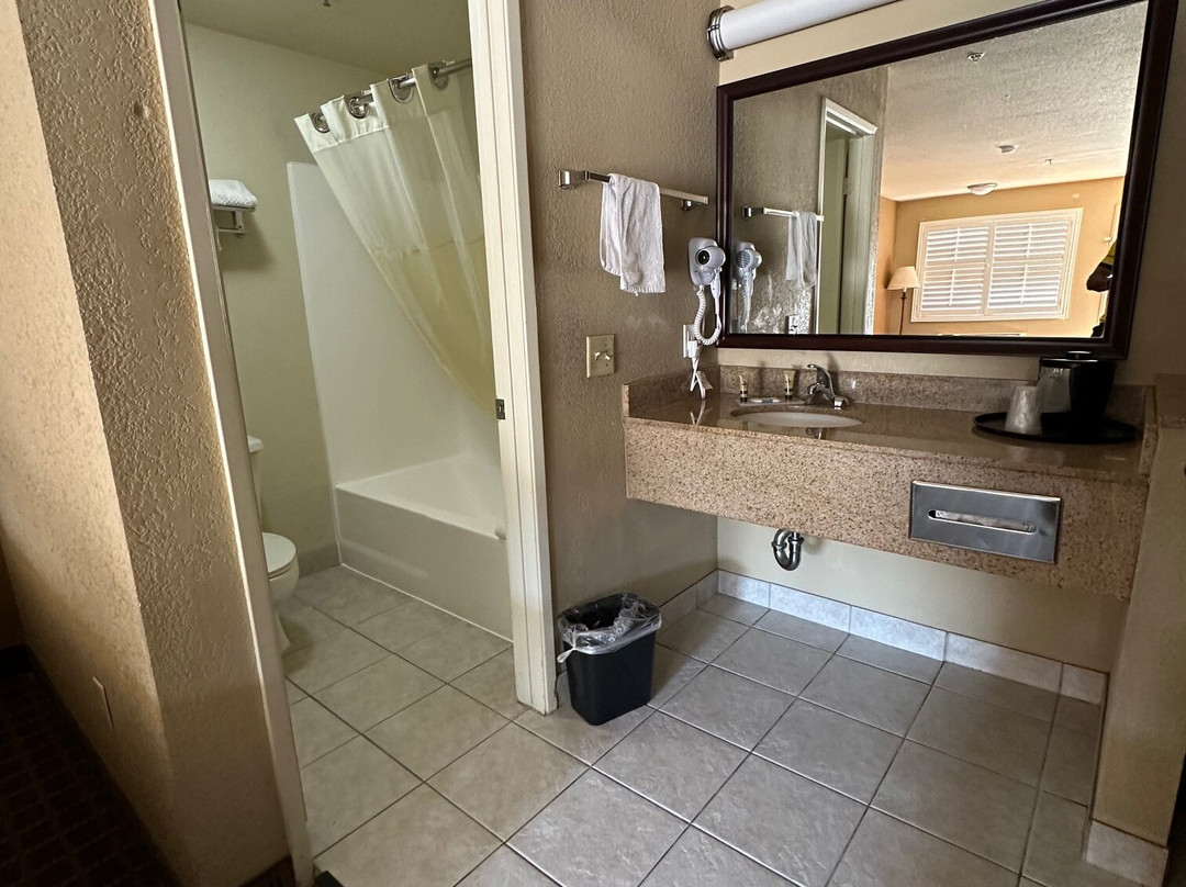 峡谷幽径贝斯特韦斯特酒店主图