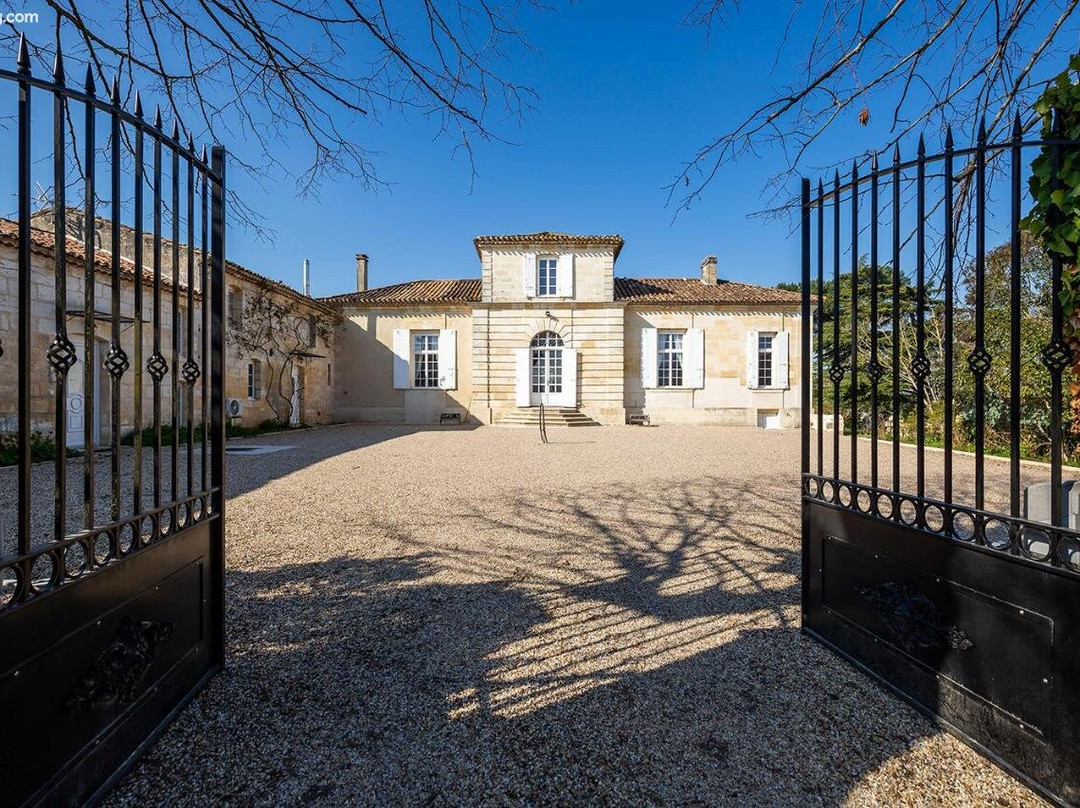 Domaine Du Chauvet主图