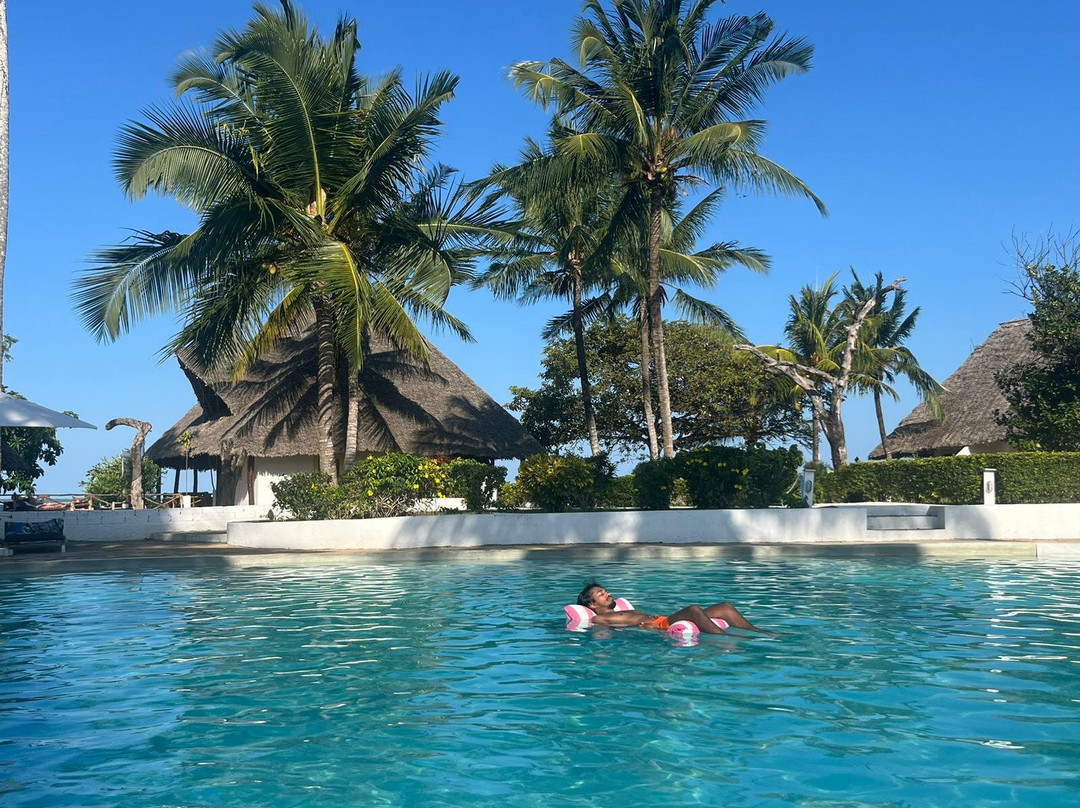 Filao Beach by Sansi主图