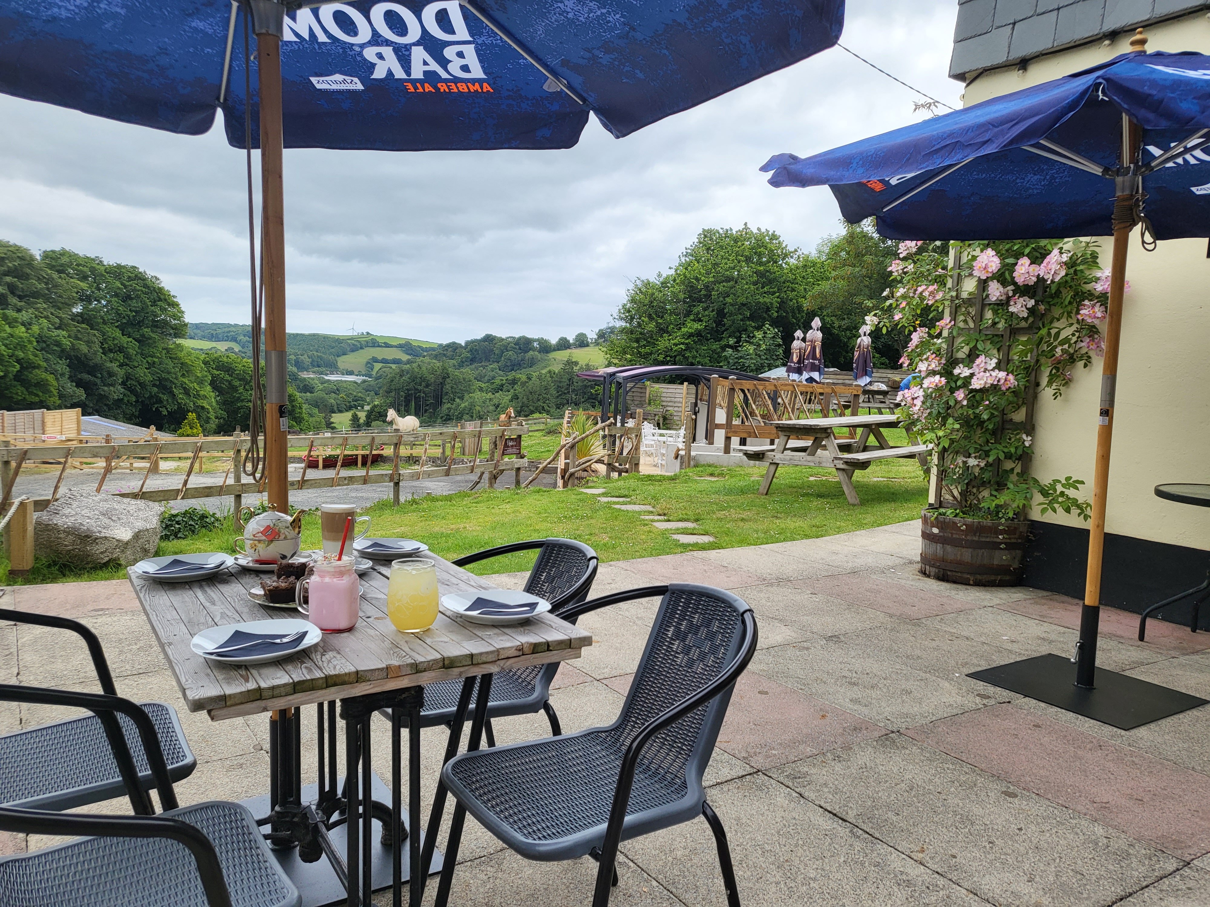 The Sportsmans Valley Hotel-浴室