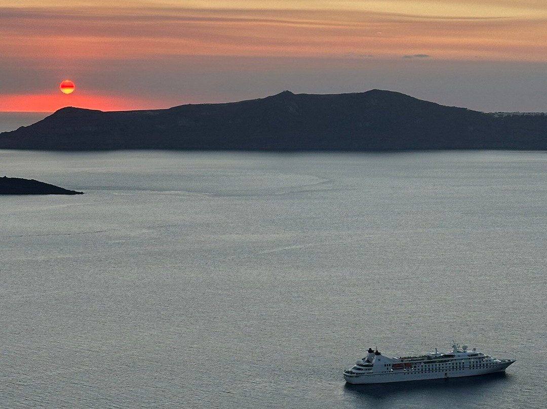 Sunset of Santorini-费拉必去景点