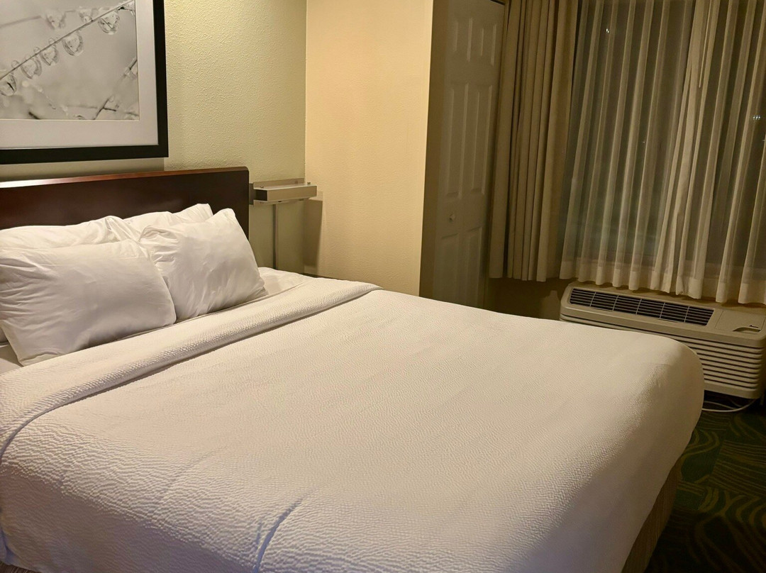 SpringHill Suites by Marriott Devens Common Center主图