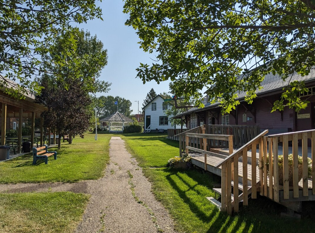 Innisfail & District Historical Village景点图片