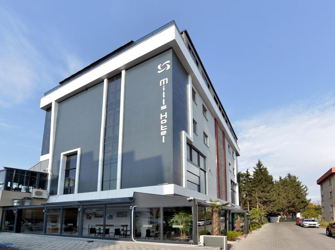 Mills Hotel