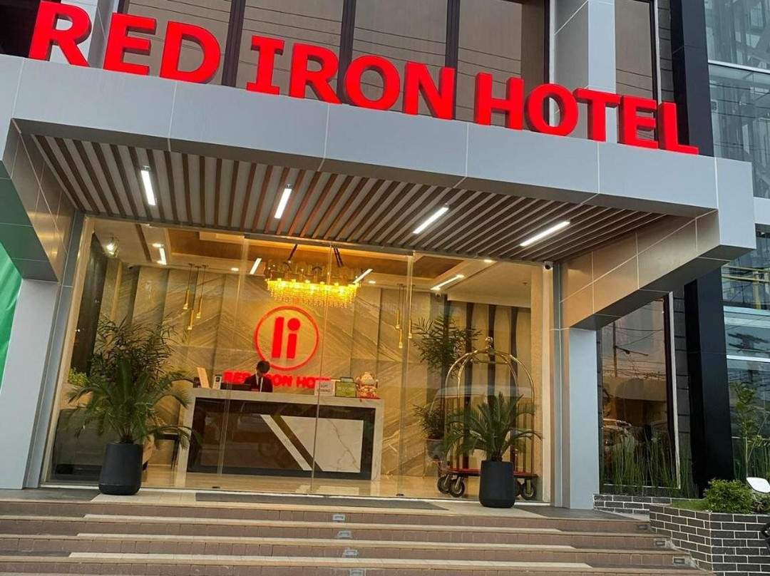 Red Iron Hotel