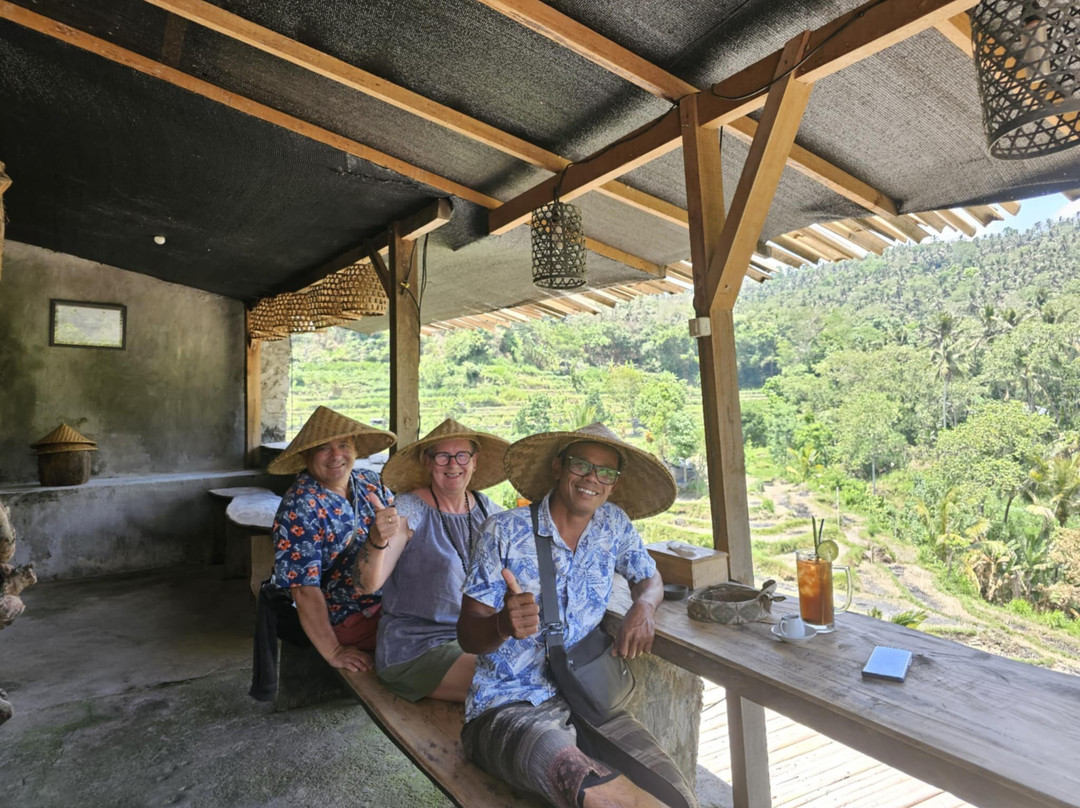 Nyoman Kardiana et Eka-乌布必去景点