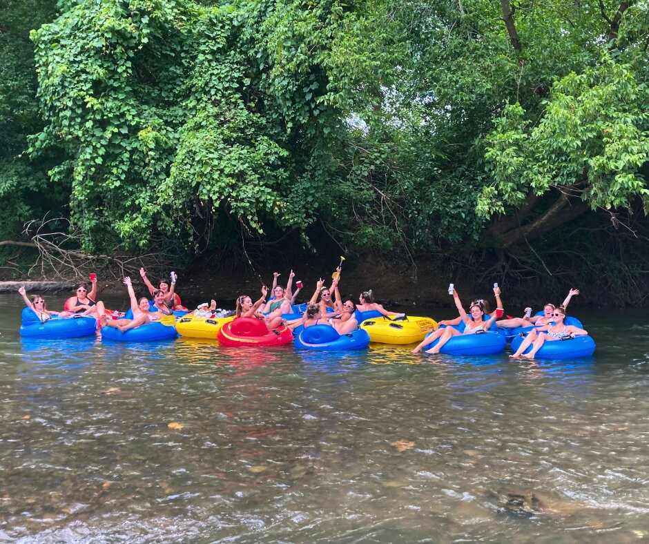 Adventure Pro Outdoors - River Trips-Nelsonville必去景点
