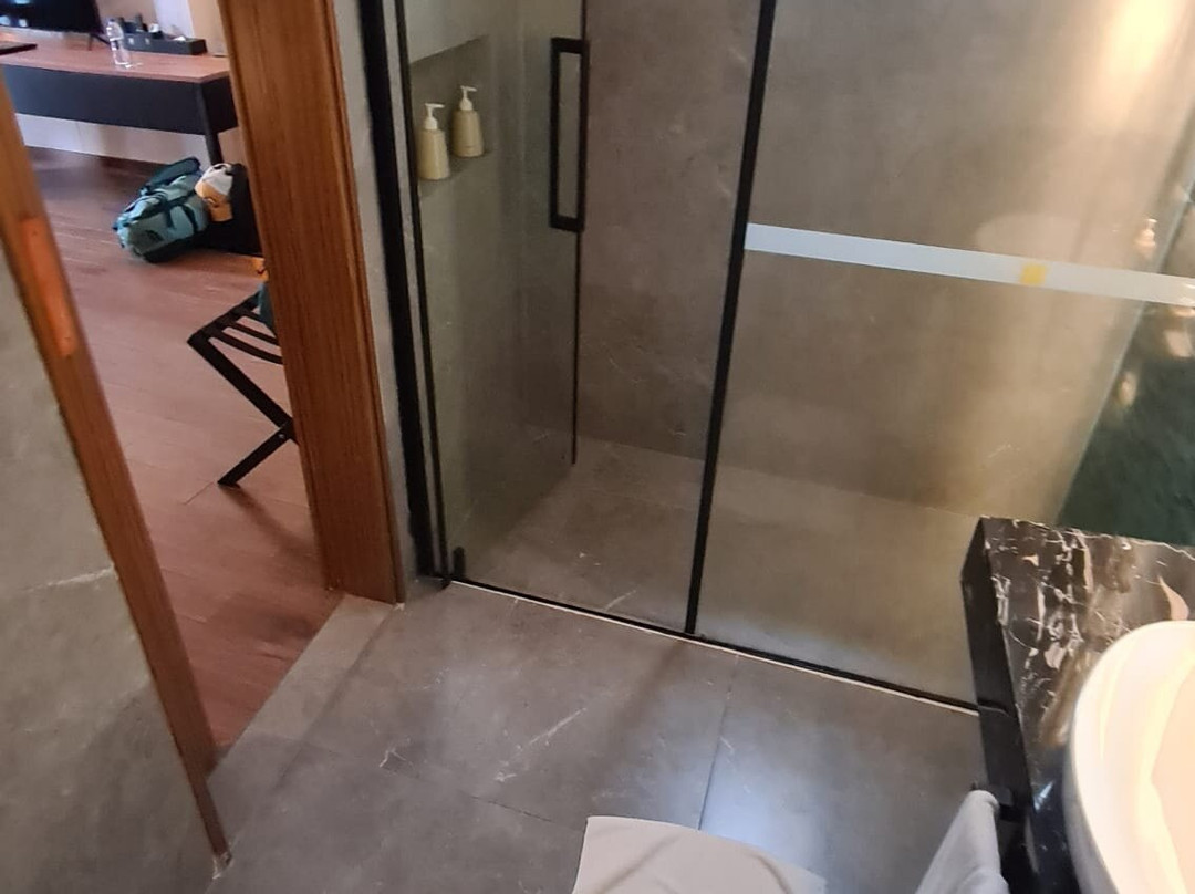 缅栀花精品旅馆主图