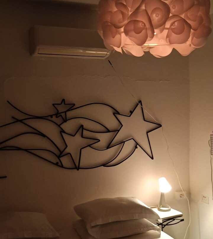 Violet House Hostal主图