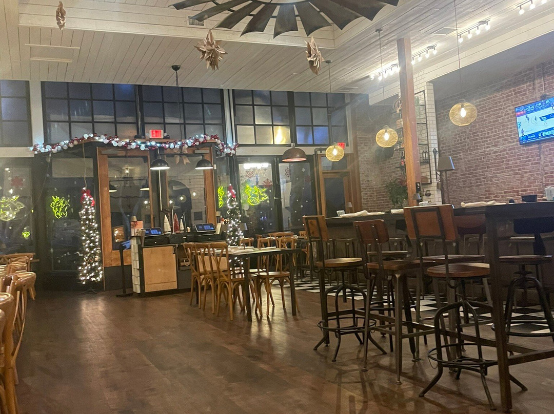 Smokin J's BBQ and Tap House