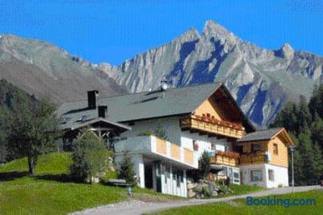 Unterhof