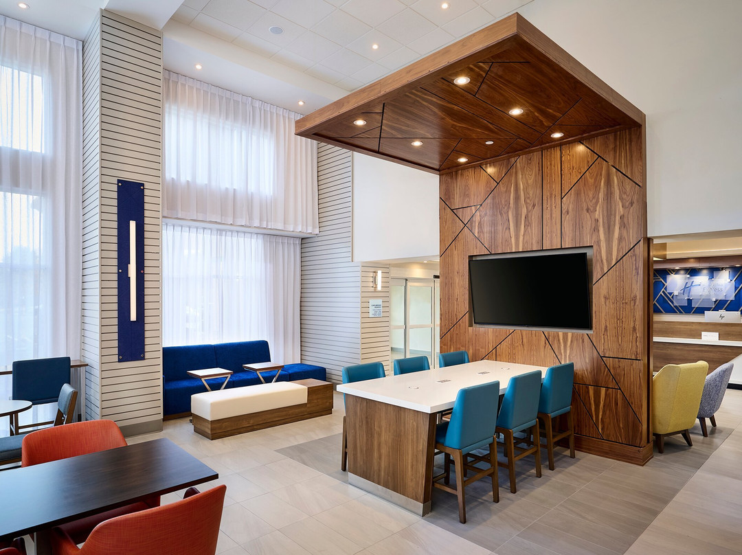 Holiday Inn Express & Suites Kitchener Southeast By IHG主图