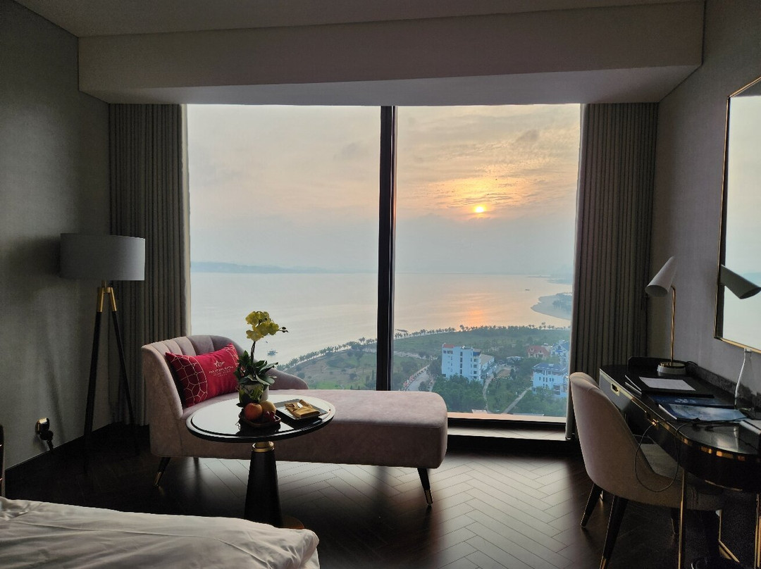 Radisson Blu Hotel, Ha Long Bay主图