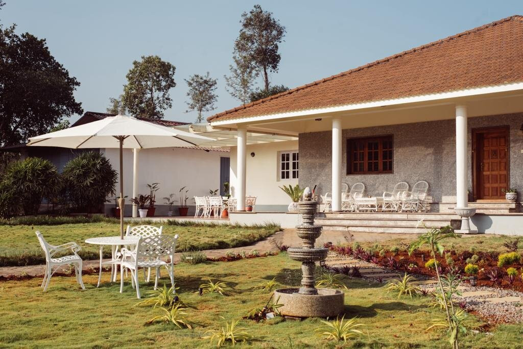 Villa Wodeyarmutt Tropical Luxury Living